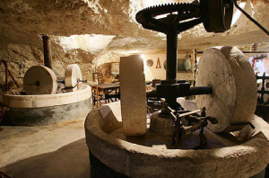 Macine per la spremitura di un frantoio tradizionale