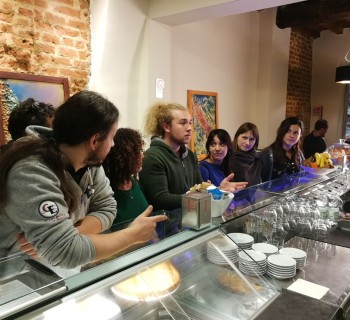 Elf in the school: l'elfo Vilhem ha scelto il caffè... ma come?