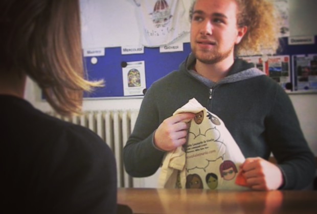 L'elfo Vilhem è arrivato alla Scuola! Aiutalo a scegliere il corso di italiano...