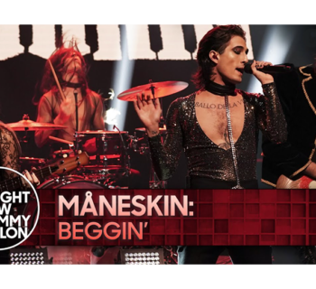 Manesking at the Jimmy Fallow show playing Beggin