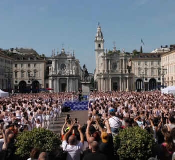Ballo in Bianco in Piazza San Carlo