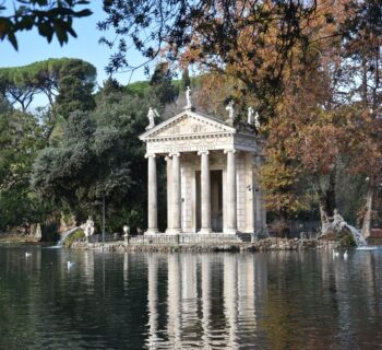 Studying Outdoors Rome - Villa Borghese