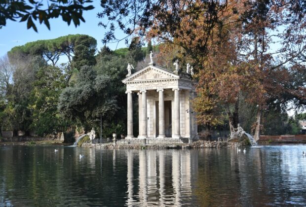 Studying Outdoors Rome - Villa Borghese